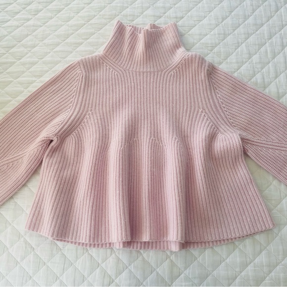 Allude 100% Cashmere Pink Turtleneck Sweater - Picture 2 of 9